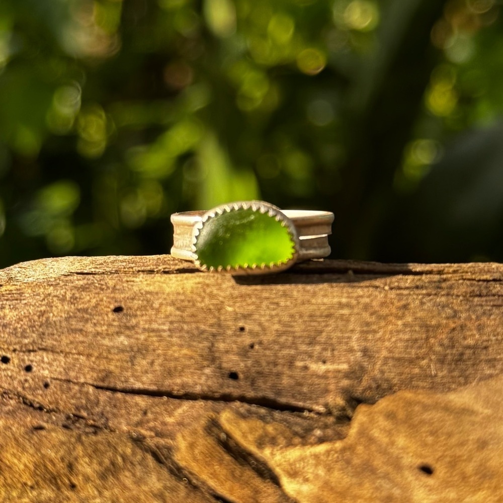 Lime green sea glass sterling & fine silver thick band